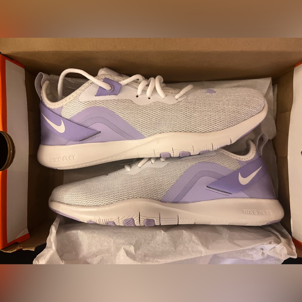 Nike Women’s Flex Trainer 9 NEW IN BOX Size 10